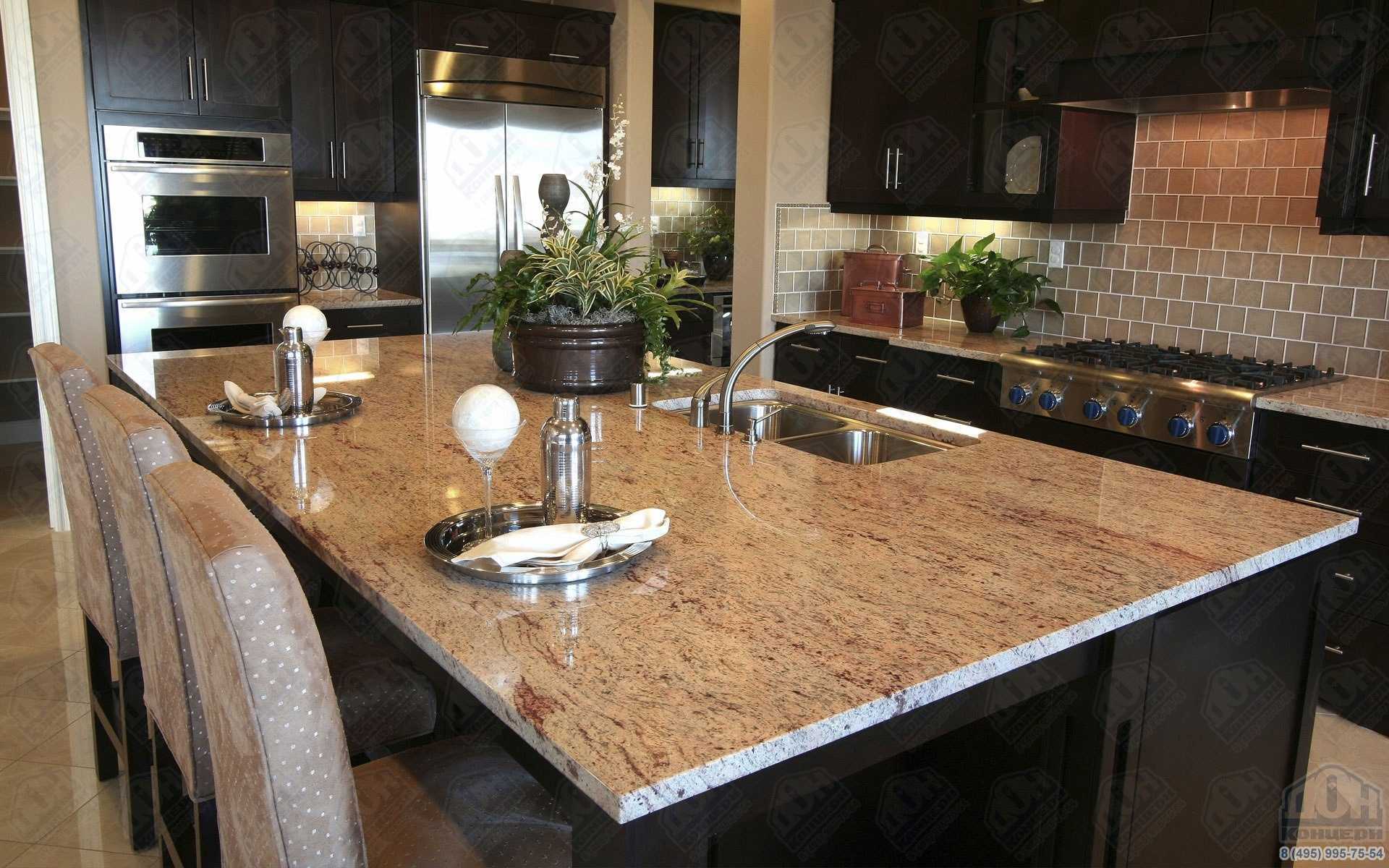 Кухонные столы со столешницей из искусственного камня: особенности выбора и ухода