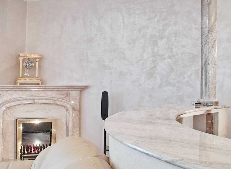 Венецианская штукатурка под мрамор в интерьере квартиры фото
