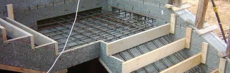Как залить крыльцо из бетона своими руками?