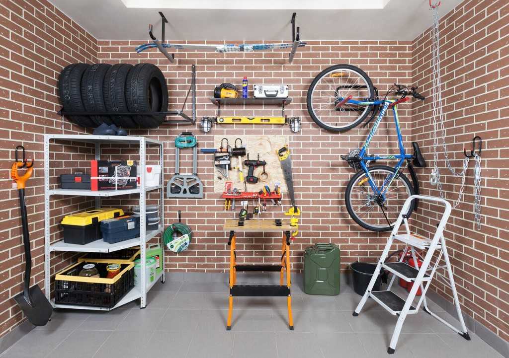 Это уже не гараж – 5 примеров переделки гаража в место для отдыха